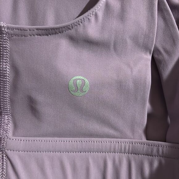 Lululemon Strong Front Bra *Medium Support, B/C Cups - Picture 4 of 7